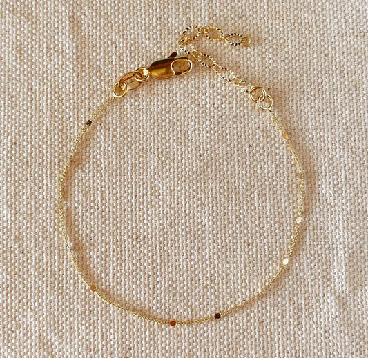 Curb Chain Bracelet with Pressed Details