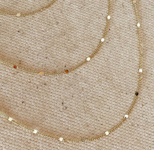 Curb Chain with Pressed Details Necklace